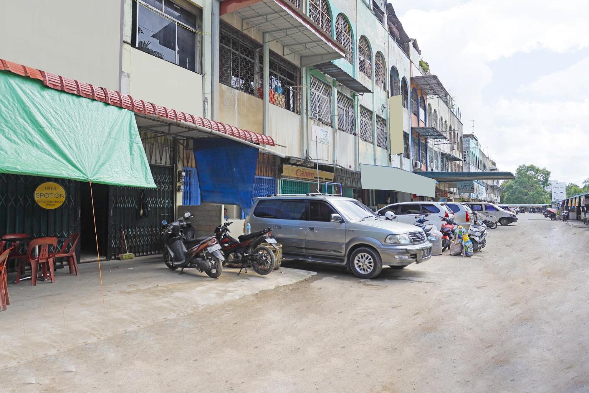 Spot On 91343 Kartika Guest House Syariahnearpantai Stres Jodoh  Exterior foto